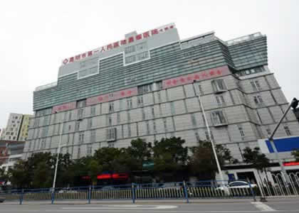 昆明市第 一人民医院星耀医院​以“名列前茅管理方法、名列前茅技术性、名列前茅机器设备、名列前茅服务项目”为总体目标，为求美者提供了轻松、开心的就诊环境和安全性、经济性、方便快捷的健康服务，满足您对现代化医疗的需求。
