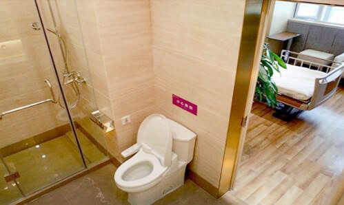 在服务项目上引进“欧州私人牙科医生”的服务理念，更改我国传统式的就诊方法，打造出一种全新升级的口腔服务项目方式，提倡一种全新升级的生活核心理念。