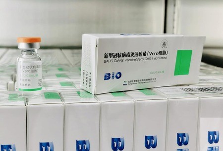 重点人群接种新冠肺炎疫苗。