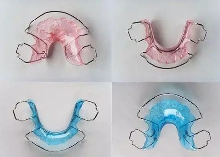 隐形牙套和保持器材料一样吗？