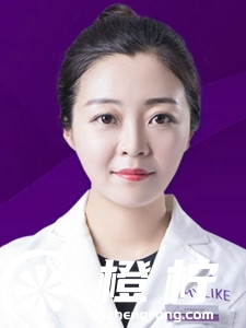 李伟.jpg
