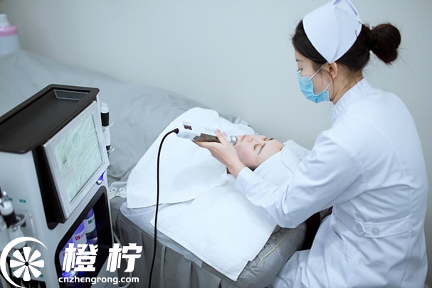 体验无针水光.jpg